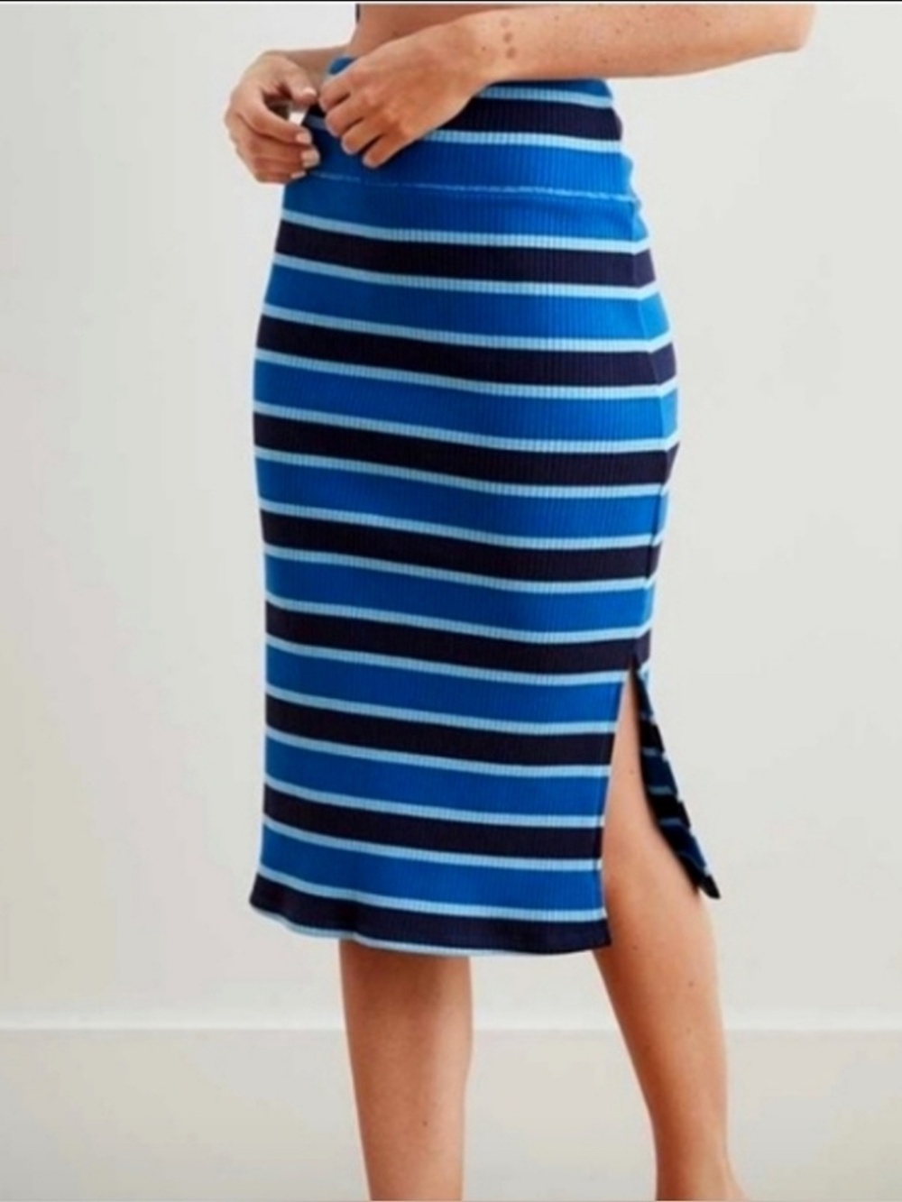 Aerie by American Eagle Blue Black Striped Ribbed Knit Skirt Size Small EUC